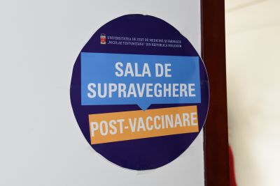 vaccinare studenți